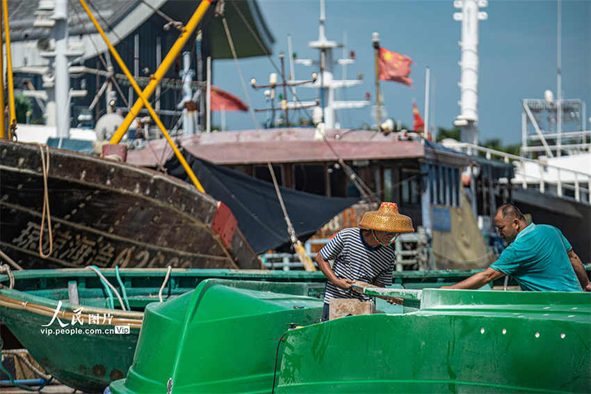 Qionghai: pescadores preparam início da temporada da pesca