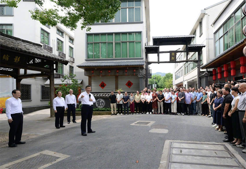 Xi Jinping inspeciona Jinhua na Província de Zhejiang, leste da China