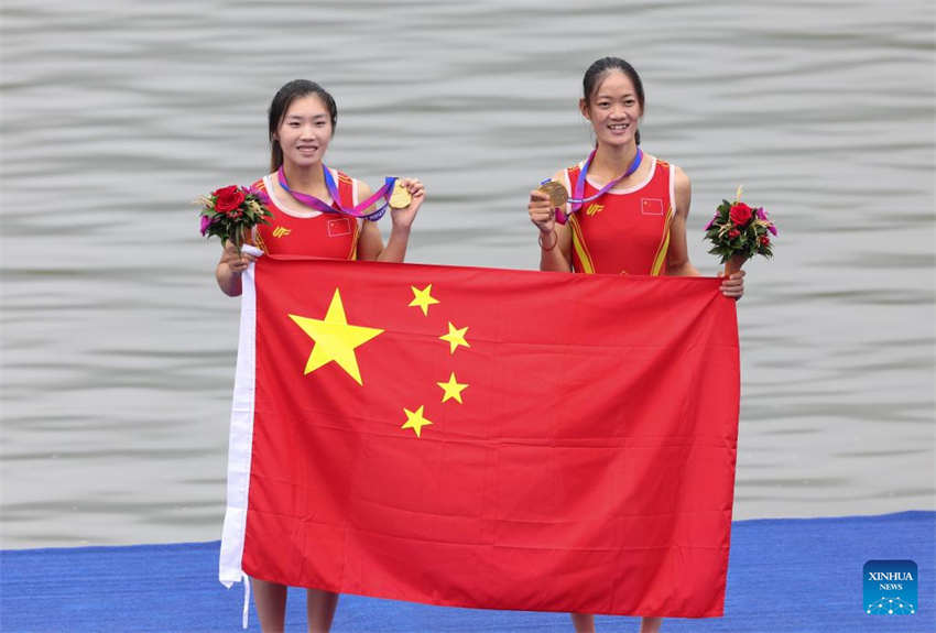 China ganha ouro de abertura dos Jogos Asiáticos de Hangzhou no remo