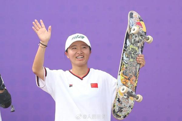 Cui Chenxi, de 13 anos, é a mais jovem campeã dos Jogos Asiáticos da China!