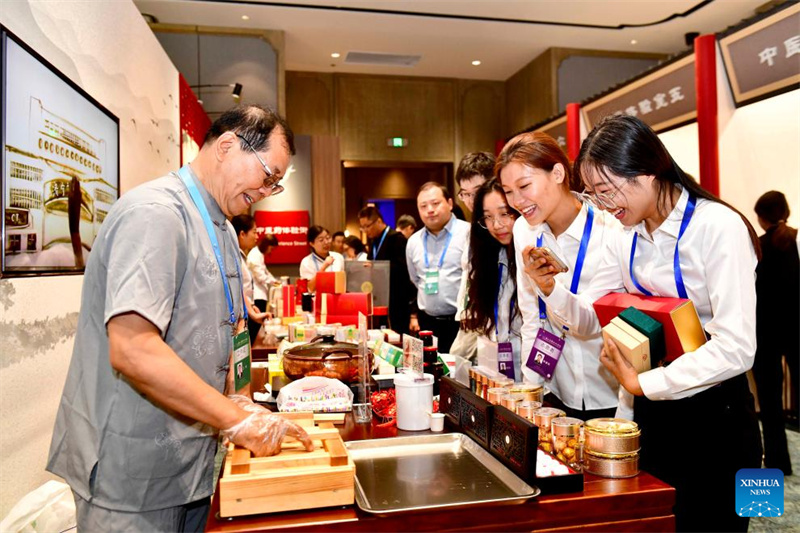 Fórum centrado na cultura confuciana é inaugurado no leste da China