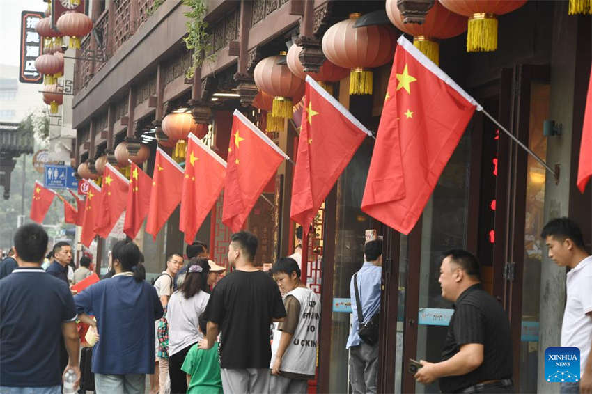 Festival do Meio Outono é celebrado em toda a China