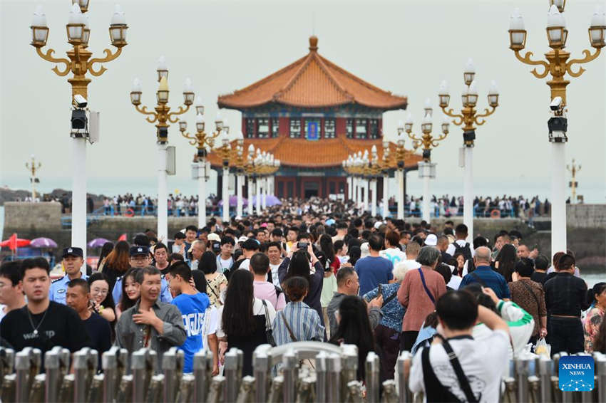 Festival do Meio Outono é celebrado em toda a China