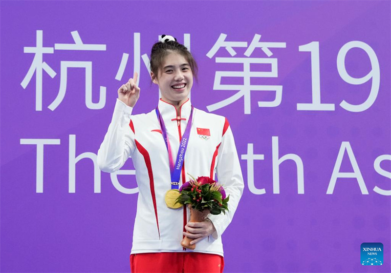 Nadadora campeã olímpica Zhang Yufei conquista 6º ouro em Jogos Asiáticos de Hangzhou