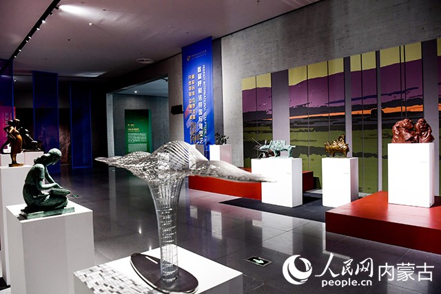 Inaugurada primeira Exposição Internacional de Escultura Artística de Hohhot