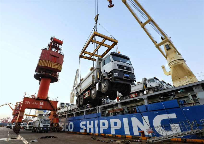 Galeria: porto de Zhangjiagang, canal de exportação de automóveis chineses