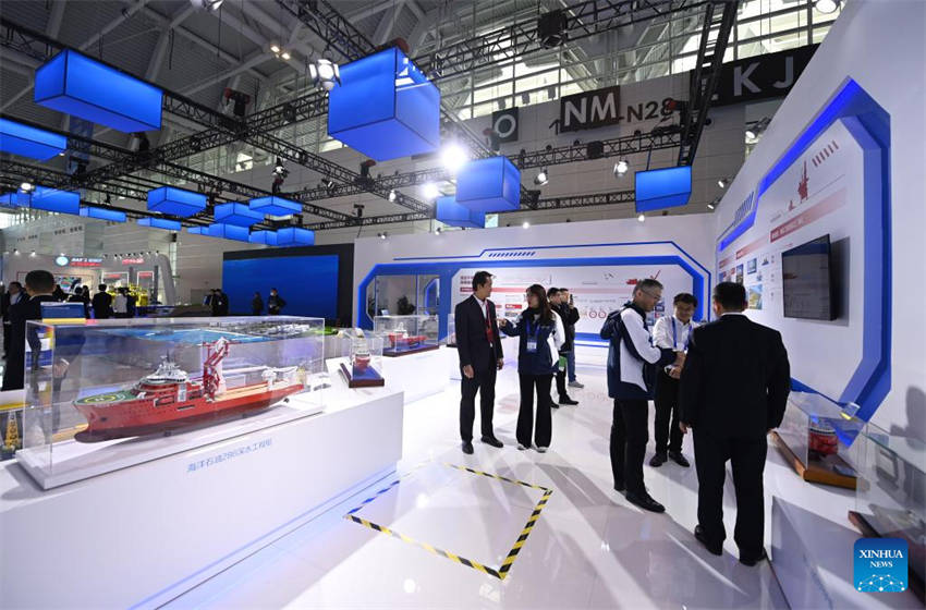 Expo Internacional da Indústria de Navegação é inaugurada no norte da China