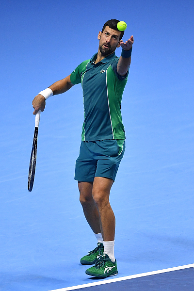 Djokovic conquista o 7º Finals quebrando novo recorde