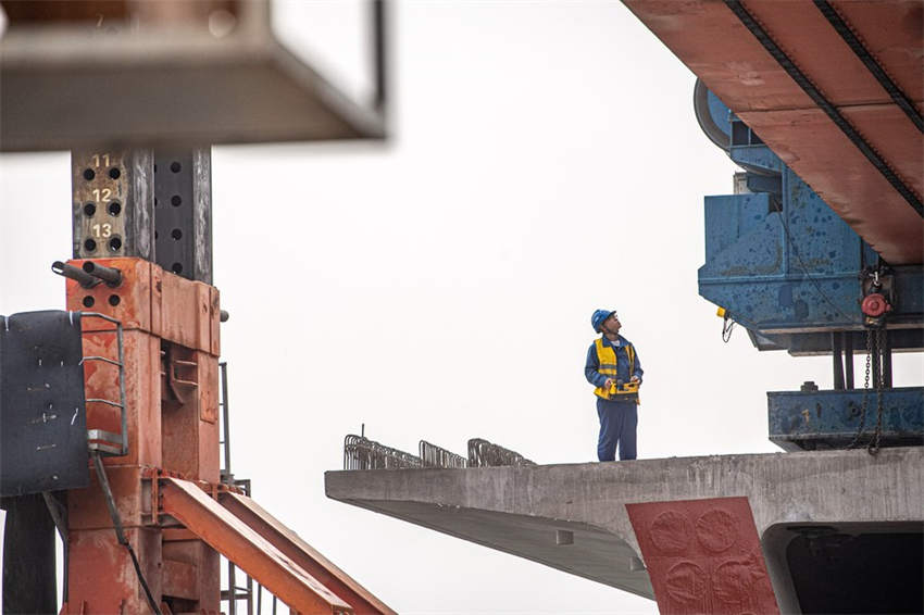 Construção da ferrovia de alta velocidade Chongqing-Kunming firma novos progressos