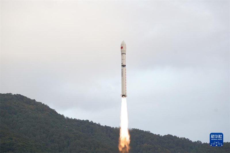 China lança satélite de teste de tecnologia de Internet com sucesso