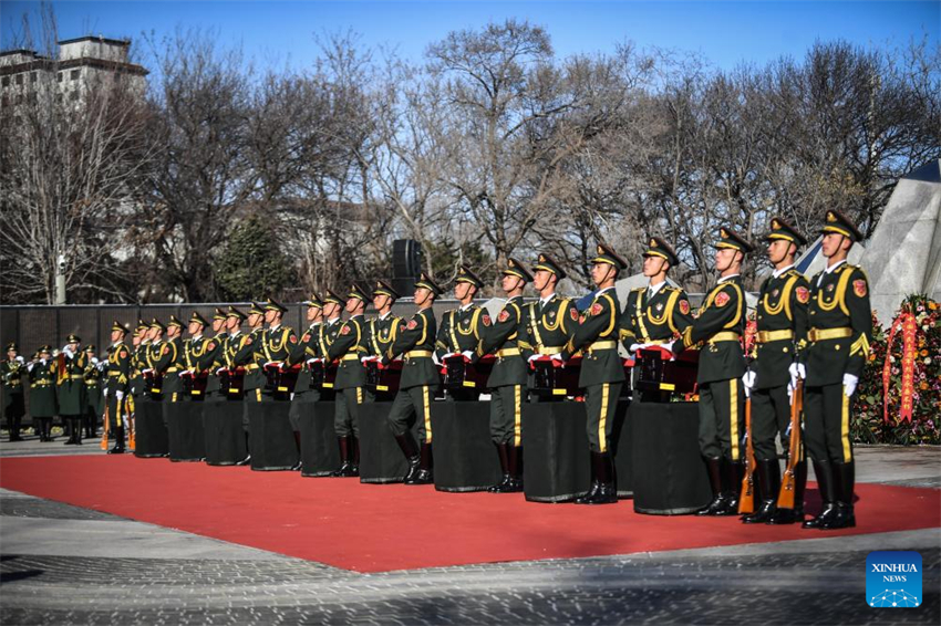 São enterrados em Shenyang restos mortais de soldados dos Voluntários do Povo Chinês retornados da República da Coreia