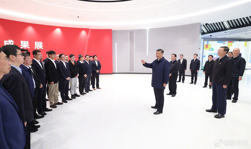 Xi Jinping faz visita de inspeção em Shanghai