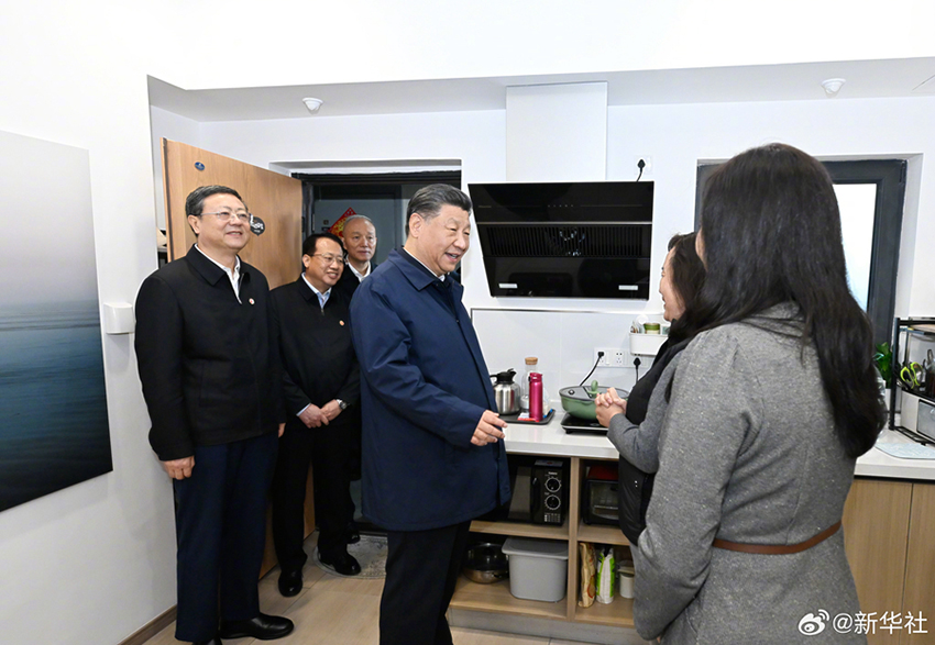 Xi Jinping faz visita de inspeção em Shanghai