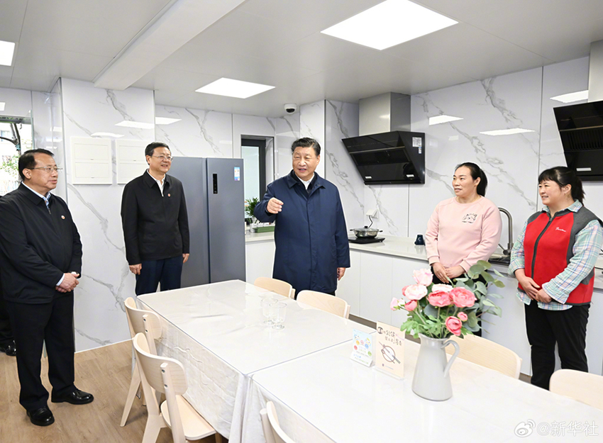 Xi Jinping faz visita de inspeção em Shanghai