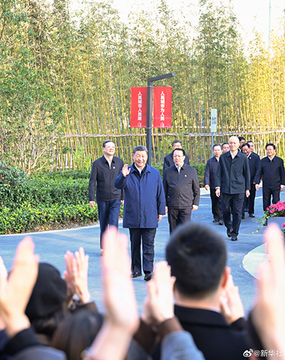 Xi Jinping faz visita de inspeção em Shanghai