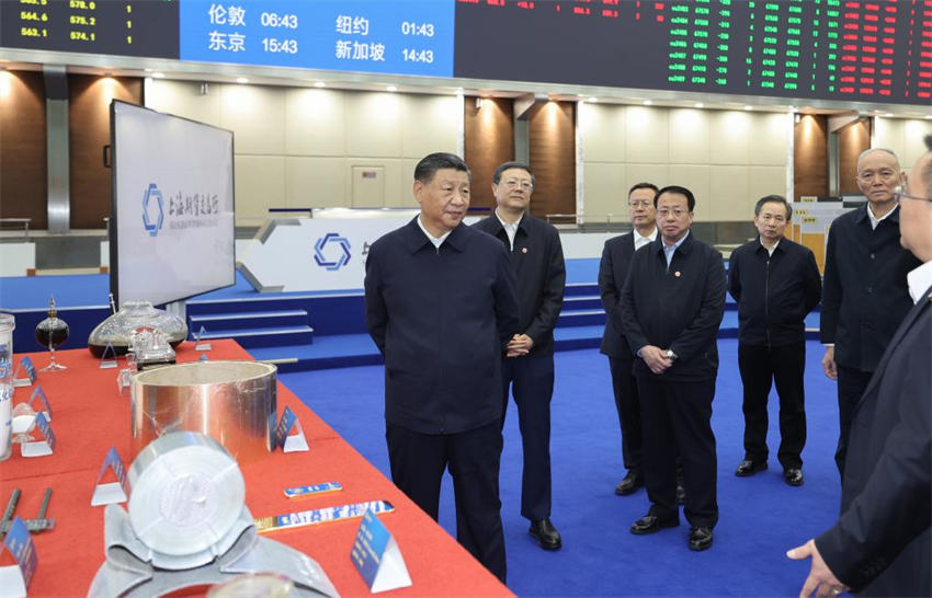 Xi Jinping destaca aceleração da transformação de Shanghai em metrópole internacional socialista moderna