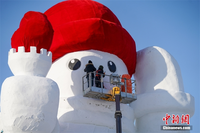 Harbin: “Boneco de Neve Gigante” está em construção