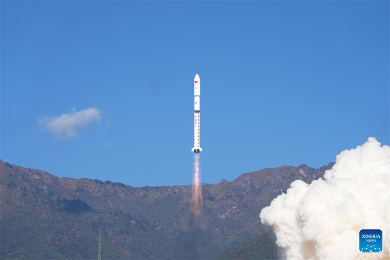 China lança novo satélite de sensoriamento remoto