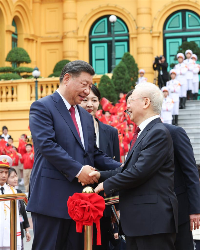 China e Vietnã concordam em construir uma comunidade com futuro compartilhado que possui significado estratégico