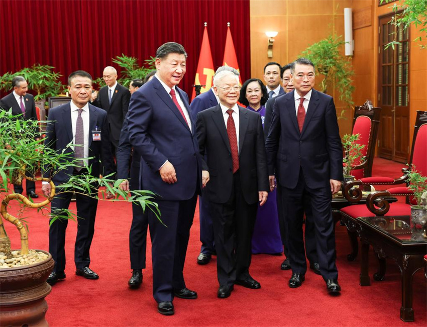 China e Vietnã concordam em construir uma comunidade com futuro compartilhado que possui significado estratégico