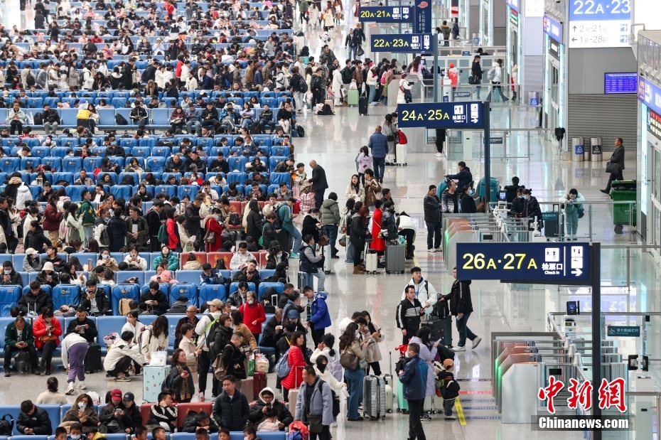 China registra 135 milhões de viagens domésticas no feriado de Ano Novo