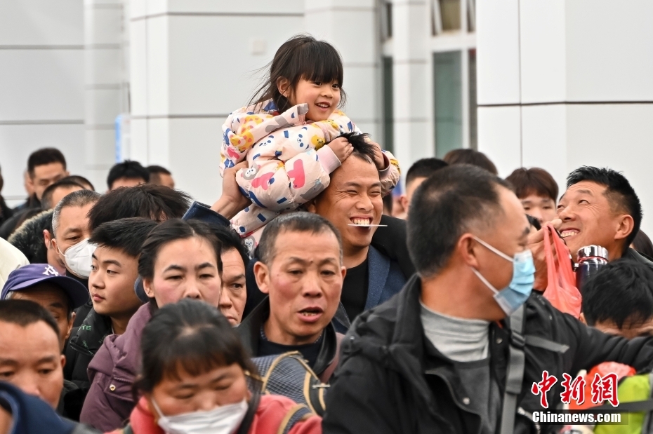 China inicia período de viagens do Festival da Primavera de 2024