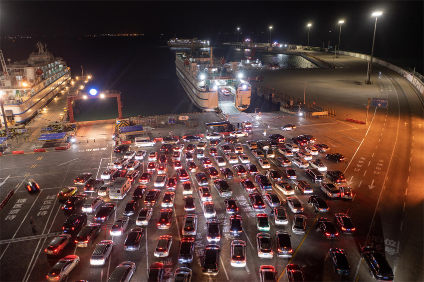 Novo hub de transporte abrangente de Haikou lotado com circulação intensa no rescaldo do Festival da Primavera