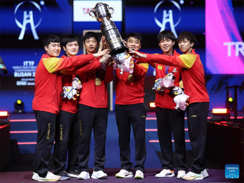 China conquista título de equipe masculina no Campeonato Mundial de Tênis de Mesa de 2024