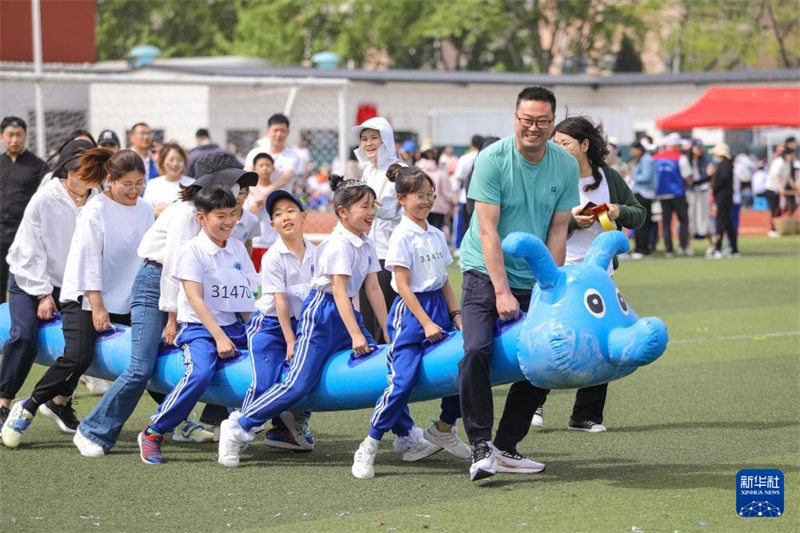 China realiza atividades para celebrar Dia Internacional do Trabalho