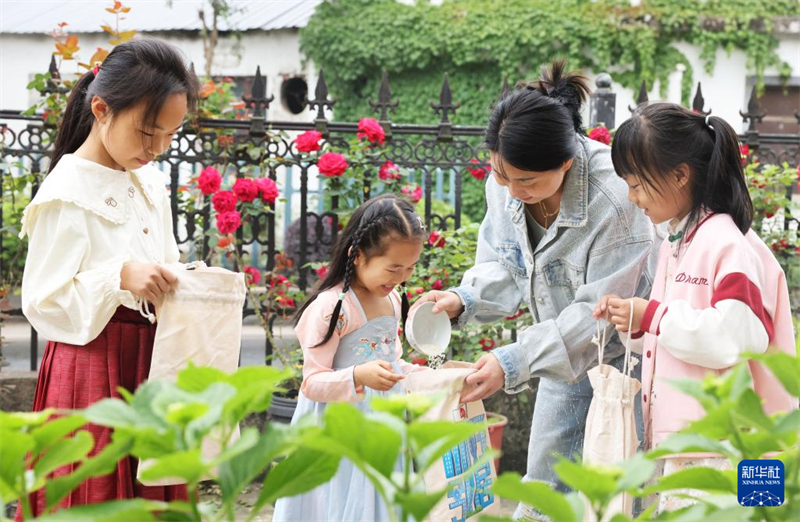 China realiza atividades para celebrar Dia Internacional do Trabalho