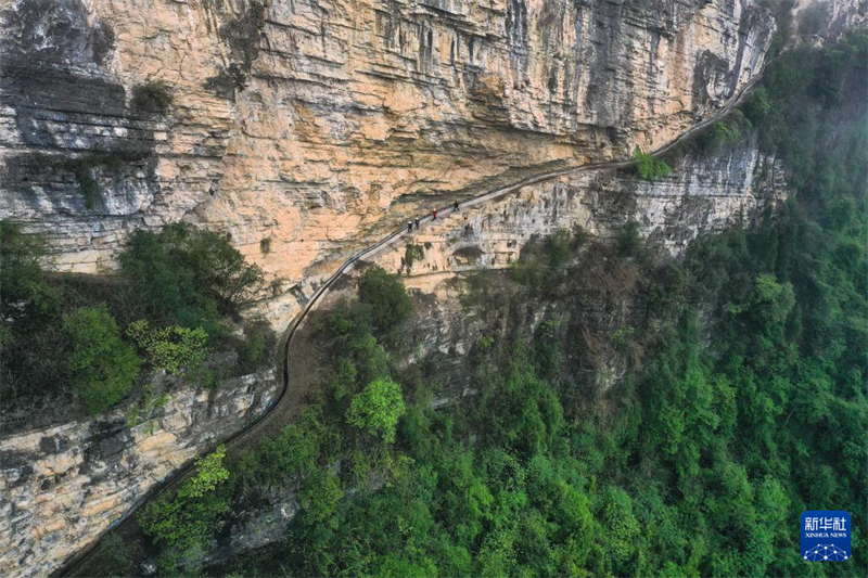 Canais de montanha impulsionam desenvolvimento do condado de Shengji, sudoeste da China