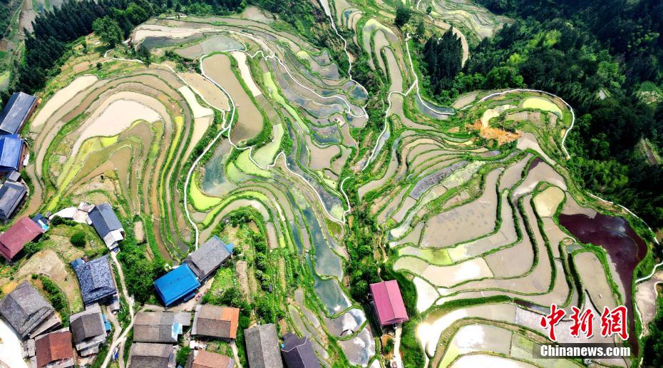 Galeria: terraços nas montanhas criam paisagem única em Guangxi