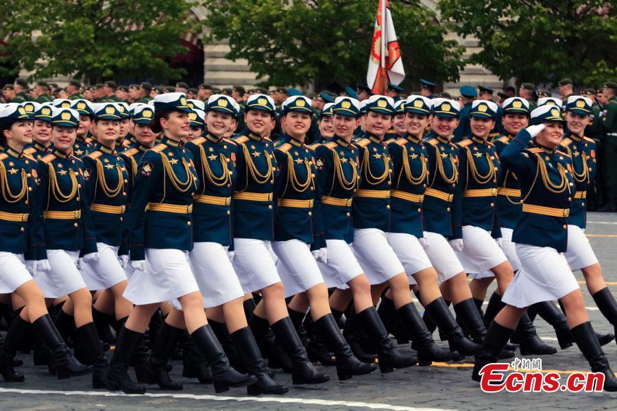 Rússia realiza desfile militar marcando 79º aniversário do Dia da Vitória