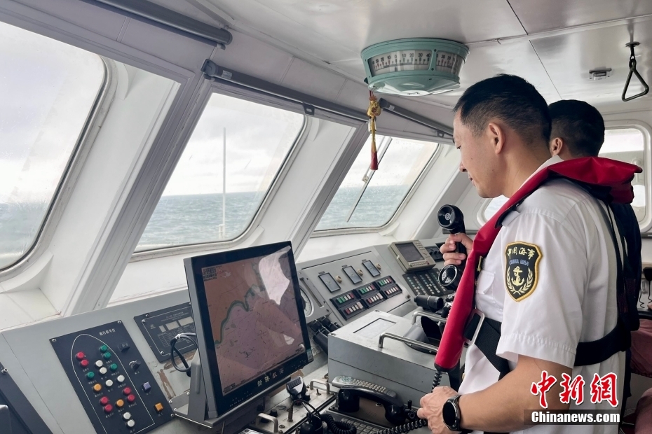 Primeiro navio atraca no terminal de GNL de Zhangzhou, leste da China