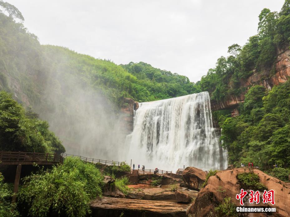 Tesouro Natural: Danxia de Chishui, patrimônio mundial da natureza, no sudoeste da China