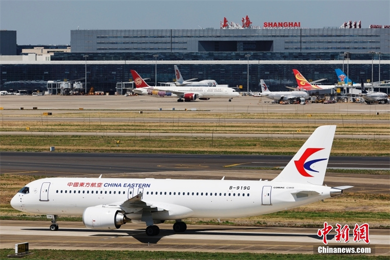 China Eastern Airlines recebe primeira de 100 aeronaves C919 recém-encomendadas