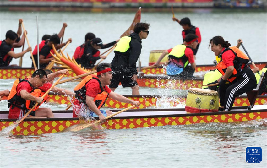 China recebe Festival do Barco-Dragão em todo o país