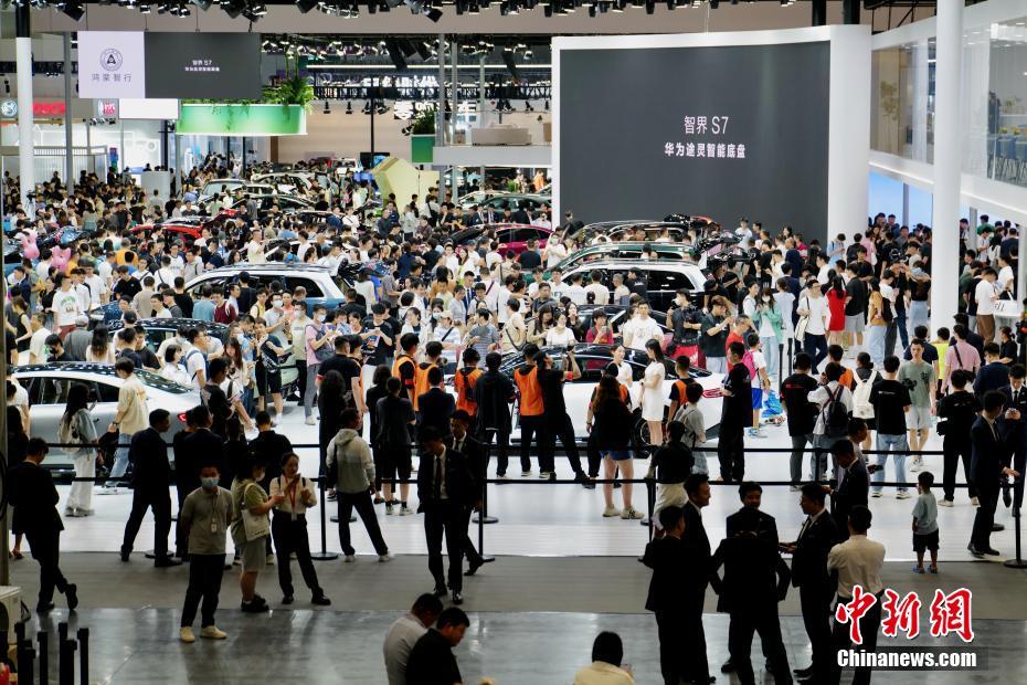 Exposição de automóveis da Grande Baía Guangdong-Hong Kong-Macau realizada em Shenzhen