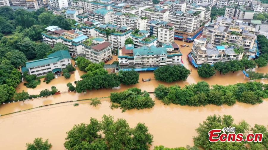 Cidade chinesa de Guilin combate inundações mais graves da cidade desde 1998