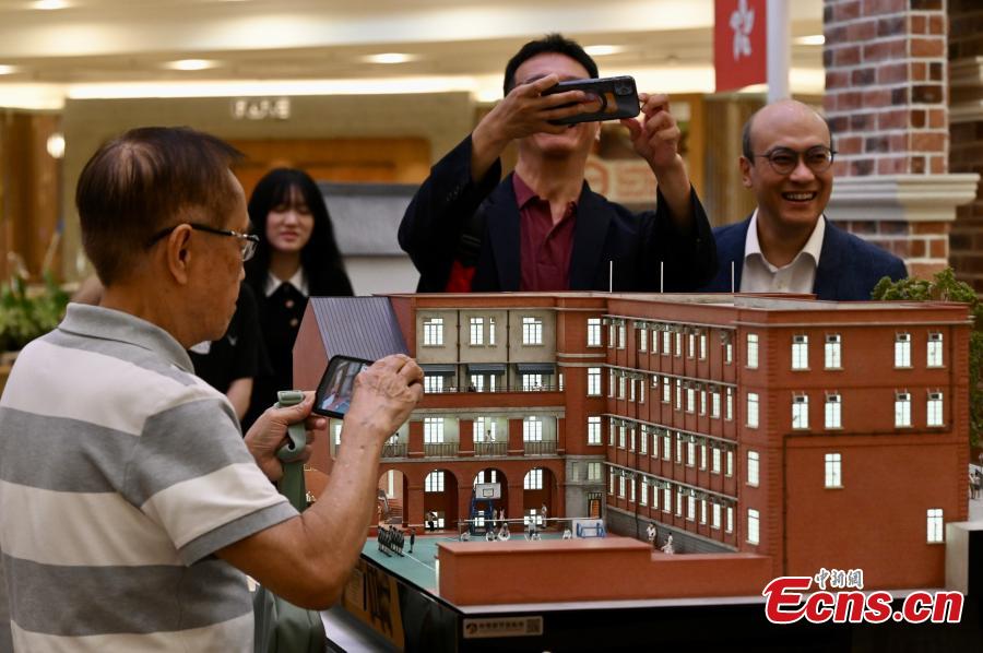 Exposição de arte em miniatura restaura estilo de vida do povo de Hong Kong