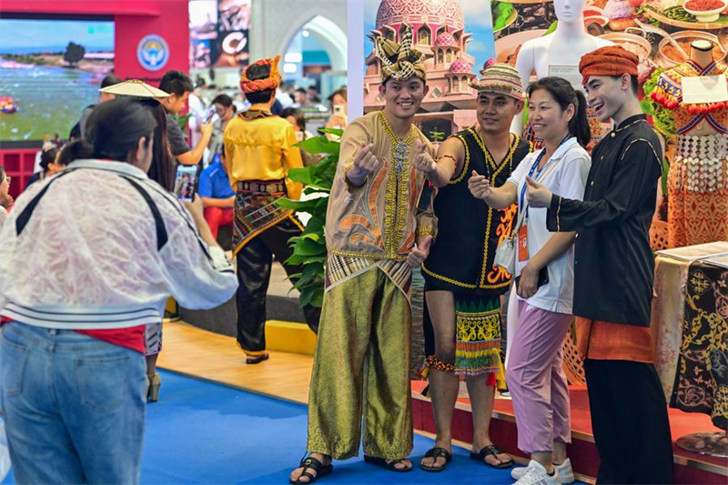 A 8ª Expo China-Eurásia começa em Xinjiang, noroeste da China