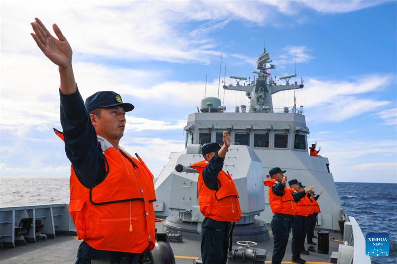 Marinhas chinesa e vietnamita concluem patrulha conjunta no Golfo de Beibu