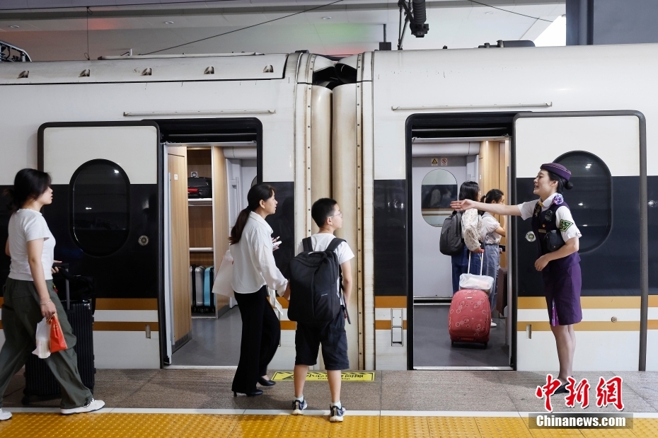 Verão no Delta do Rio Yangtze prevê 174 milhões de passageiros