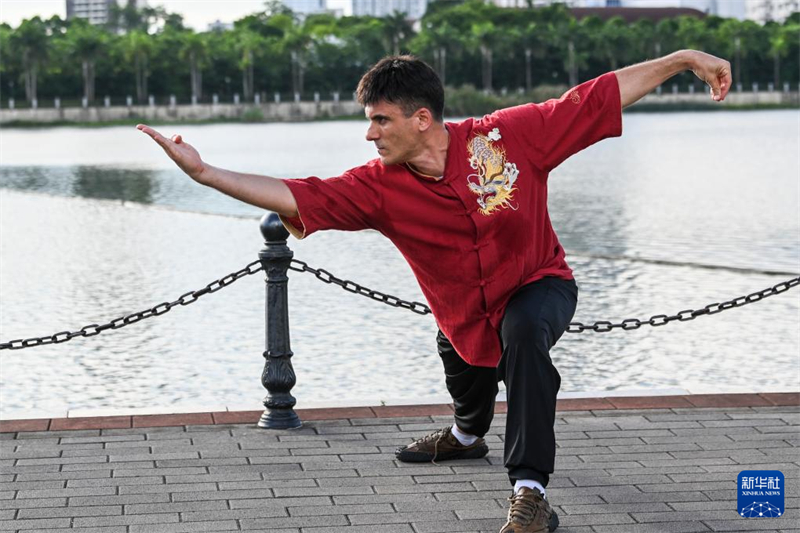 Brasileiro apaixonado pelo kung fu chinês pretende se tornar um embaixador cultural