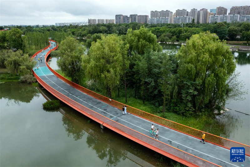 Corredor chinês apurado para a maratona amadora da Olimpíada de Paris