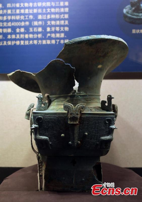 Museu de Sanxingdui em Sichuan exibe artefatos recém-descobertos