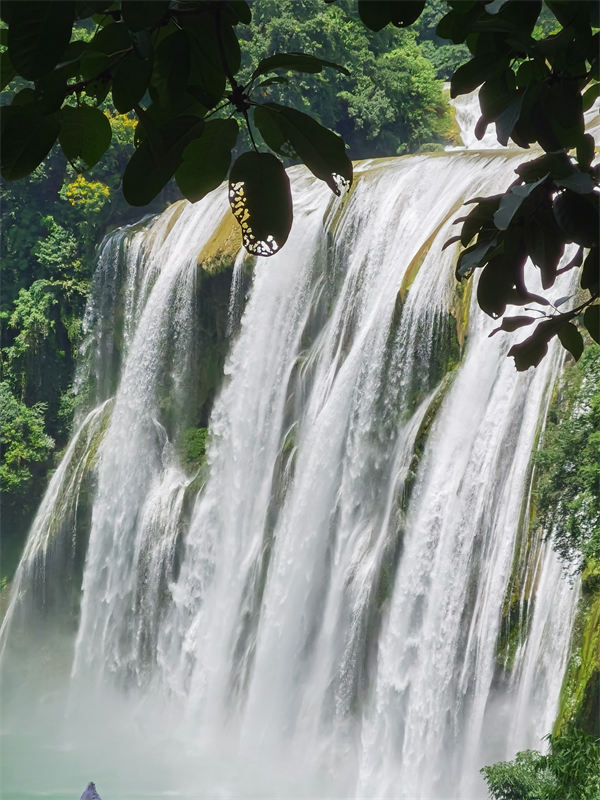 Galeria: paisagem espetacular da catarata de Huangguoshu