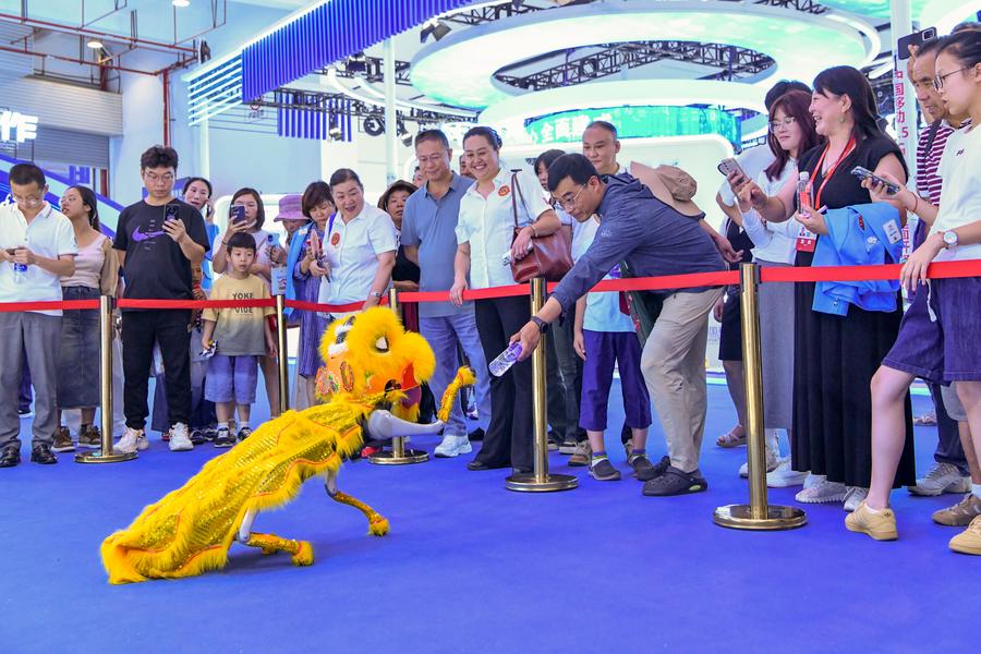 Tecnologias de ponta são apresentadas na 8ª Exposição China-Sul da Ásia