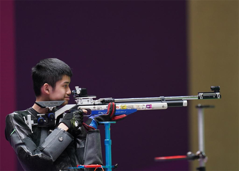 Atirador chinês Sheng Lihao ganha segundo ouro nas Olimpíadas de Paris