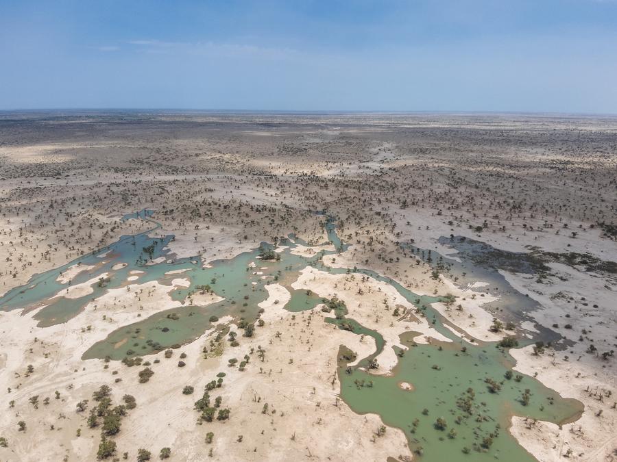 Xinjiang toma medidas de controle de inundações do rio Tarim